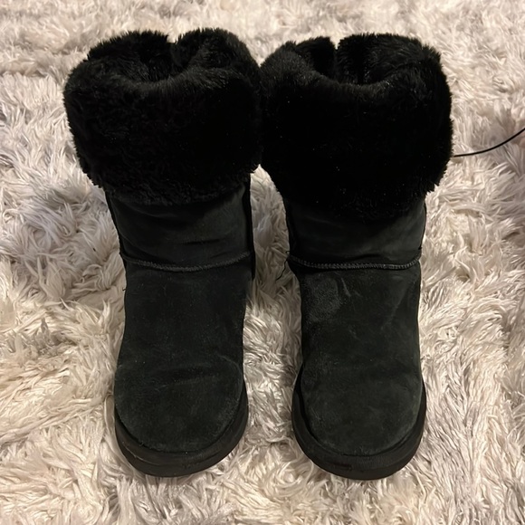 Ugg black fits size 6.5-7.5 - Picture 1 of 3